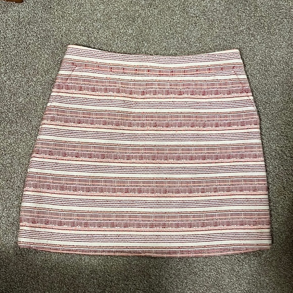 LOFT size 6P multi color skirt like new - Picture 1 of 5